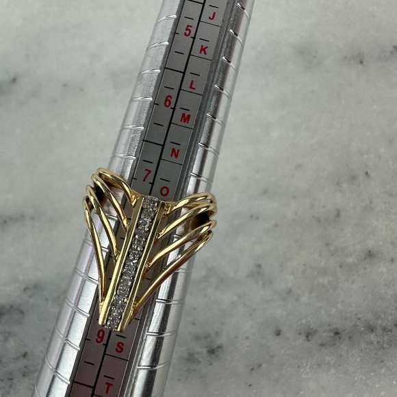 Solid 14K Yellow Gold and Diamond Abstract Ring - Picture 5 of 9